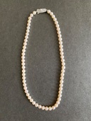 ピンクパールのネックレス（宝石）の商品画像 - 査定依頼日：2025年9月21日 - 最高査定価格：3,000円