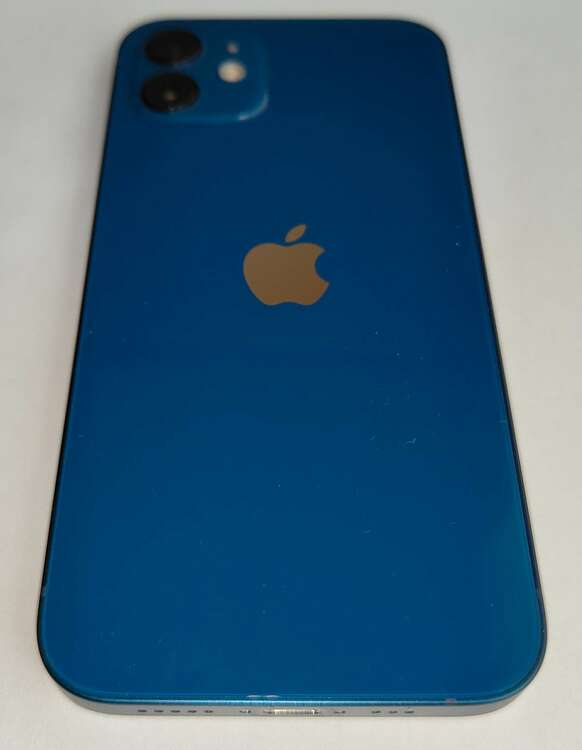 iPhone 12 128GB docomo（スマホ）の商品画像 - 査定依頼日：2025年4月2日 - 最高査定価格：25,000円