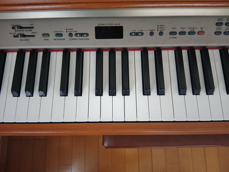 CLP-130（ピアノ・楽器・PA機材）の商品画像 - 査定依頼日：2026年2月3日 - 最高査定価格：3,000円