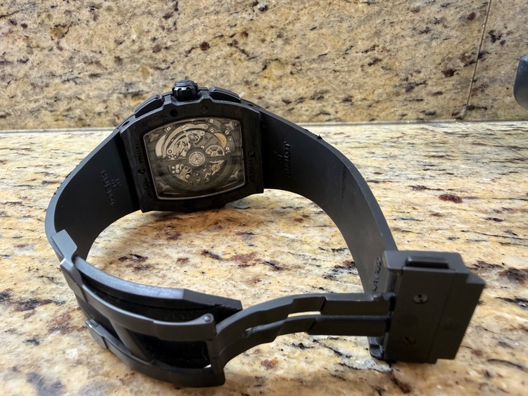 ウブロ ビックバン （高級時計）の商品画像 - 査定依頼日：2026年2月22日 - 最高査定価格：2,800,000円