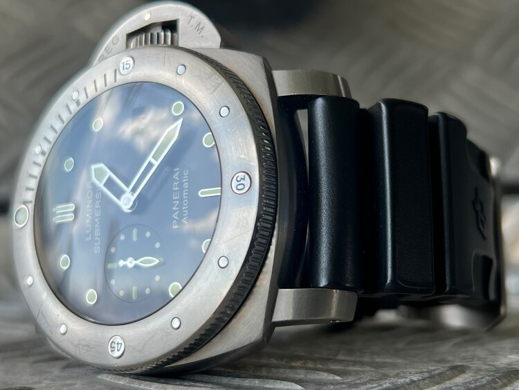 pam00305（高級時計）の商品画像 - 査定依頼日：2025年3月2日 - 最高査定価格：650,000円