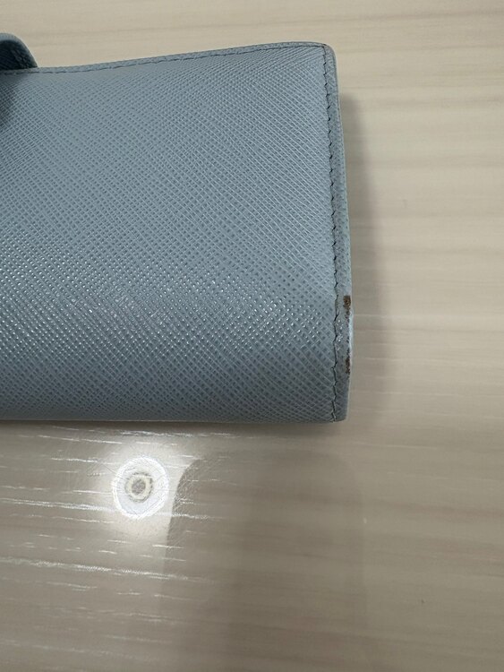 プラダ  （ブランドバッグ）の商品画像 - 査定依頼日：2025年4月30日 - 最高査定価格：15,000円