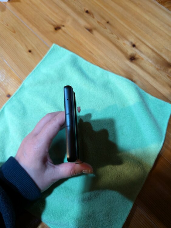 Pixel 7シリーズ au （スマホ）の商品画像 - 査定依頼日：2026年3月25日 - 最高査定価格：12,000円