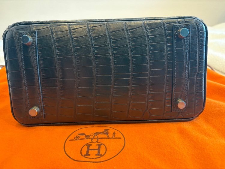 バーキン25 ニロティカスマット/ノアール（ブランドバッグ）の商品画像 - 査定依頼日：2025年9月13日 - 最高査定価格：6,400,000円