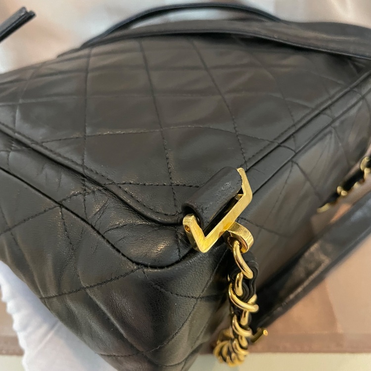 シャネル　ラムスキン  チェーンリュック（ブランドバッグ）の商品画像 - 査定依頼日：2025年6月8日 - 最高査定価格：230,000円