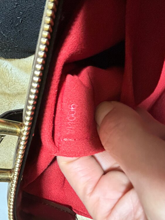 ナイツブリッジ（ブランドバッグ）の商品画像 - 査定依頼日：2025年2月9日 - 最高査定価格：55,000円