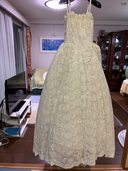 ウエディングドレス（古着・ファッション）の商品画像 - 査定依頼日：2025年11月1日 - 最高査定価格：1,500円