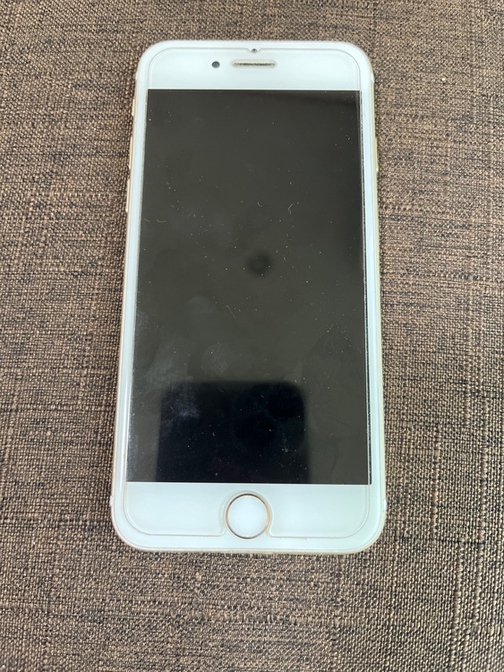 iPhone iPhone7 256GB SIMフリー（スマホ）の商品画像 - 査定依頼日：2026年9月25日 - 最高査定価格：1,000円