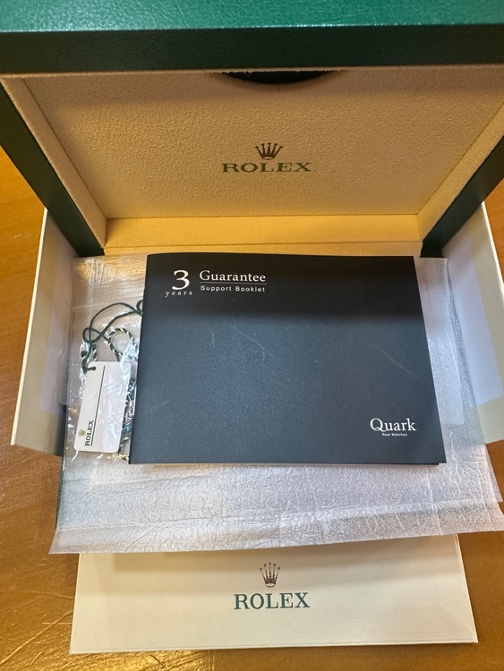 ロレックス エクスプローラー （高級時計）の商品画像 - 査定依頼日：2025年10月17日 - 最高査定価格：1,400,000円