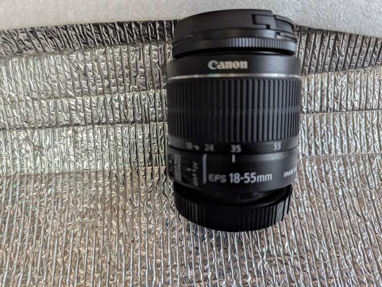 CANONイオスキス（カメラ）の商品画像 - 査定依頼日：2025年3月17日 - 最高査定価格：9,000円