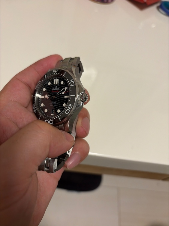 オメガ シーマスター ダイバー300（高級時計）の商品画像 - 査定依頼日：2025年12月9日 - 最高査定価格：620,000円