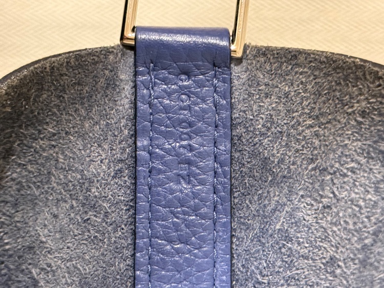 ピコタンロックＧＭ０６０９９２ＣＫ（ブランドバッグ）の商品画像 - 査定依頼日：2026年4月13日 - 最高査定価格：330,000円