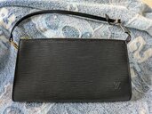 ルイヴィトン エピ（ブランドバッグ）の商品画像 - 査定依頼日：2026年9月21日 - 最高査定価格：70,000円