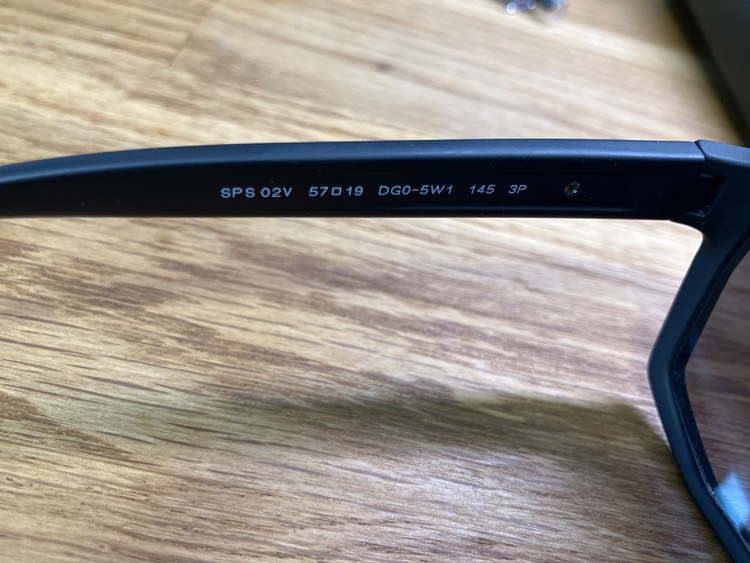 DG0-5W1（古着・ファッション）の商品画像 - 査定依頼日：2025年6月21日 - 最高査定価格：5,000円