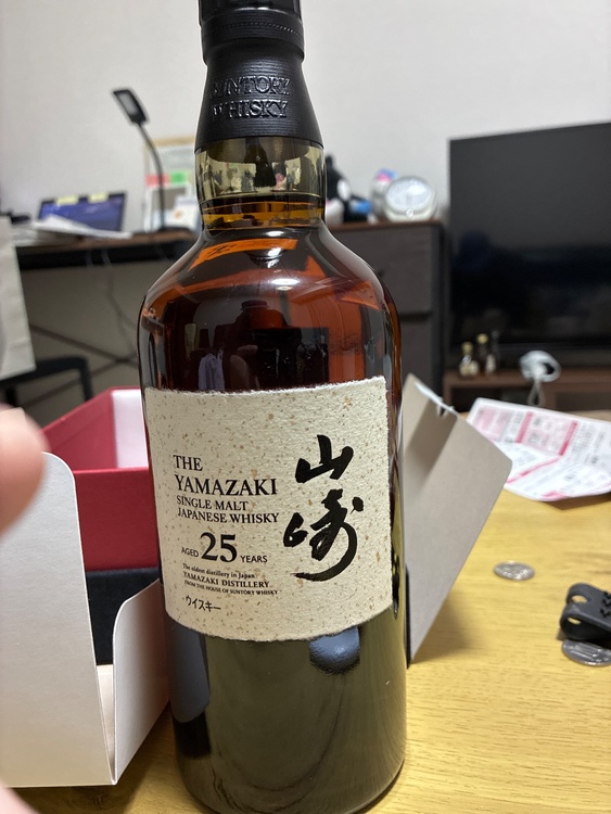 ウイスキー サントリー山崎 （お酒）の商品画像 - 査定依頼日：2026年1月8日 - 最高査定価格：840,000円