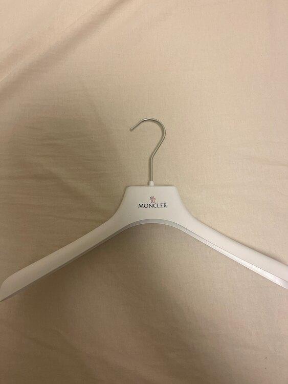 FOURMINES（古着・ファッション）の商品画像 - 査定依頼日：2025年1月16日 - 最高査定価格：10,000円