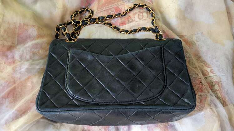 2010222（ブランドバッグ）の商品画像 - 査定依頼日：2025年1月23日 - 最高査定価格：291,000円