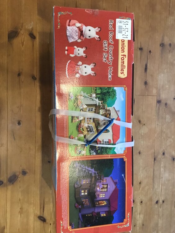 シルバニアファミリー　赤いお家　海外版（その他のおもちゃ）の商品画像 - 査定依頼日：2025年4月1日 - 最高査定価格：4,500円