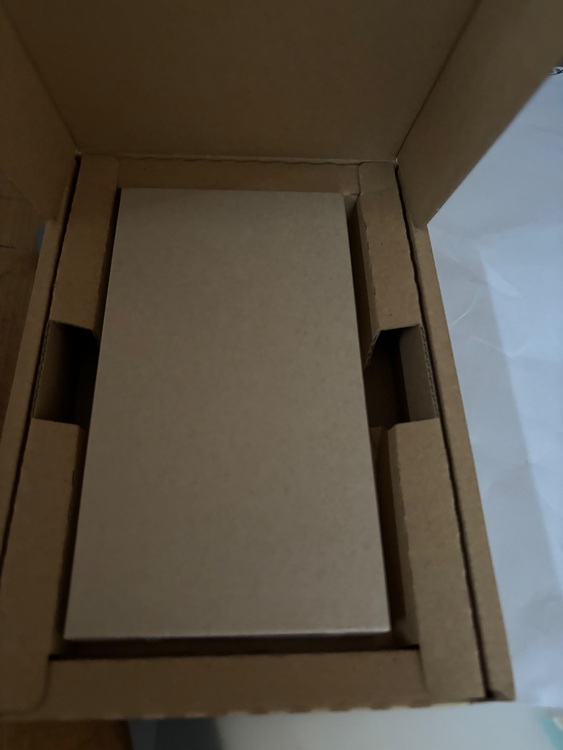 J661-25263（スマホ）の商品画像 - 査定依頼日：2025年8月14日 - 最高査定価格：40,000円