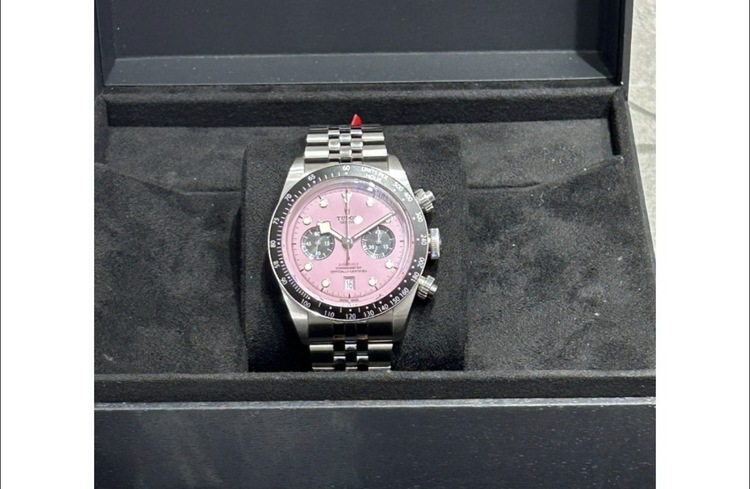 チューダー ブラックベイ 9360N-0019（高級時計）の商品画像 - 査定依頼日：2025年12月13日 - 最高査定価格：1,350,000円