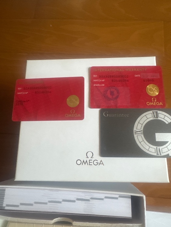 オメガ スピードマスター 3243038500300（高級時計）の商品画像 - 査定依頼日：2025年8月26日 - 最高査定価格：550,000円