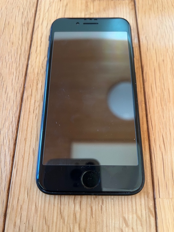 iPhone SE (第 3 世代) 128GB SIMフリー（スマホ）の商品画像 - 査定依頼日：2025年12月9日 - 最高査定価格：20,000円