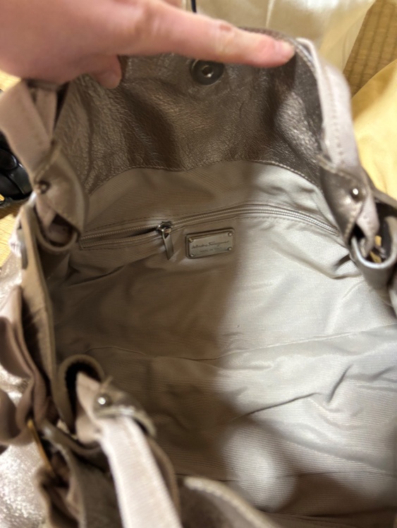 わかりません（ブランドバッグ）の商品画像 - 査定依頼日：2025年12月25日 - 最高査定価格：10,000円