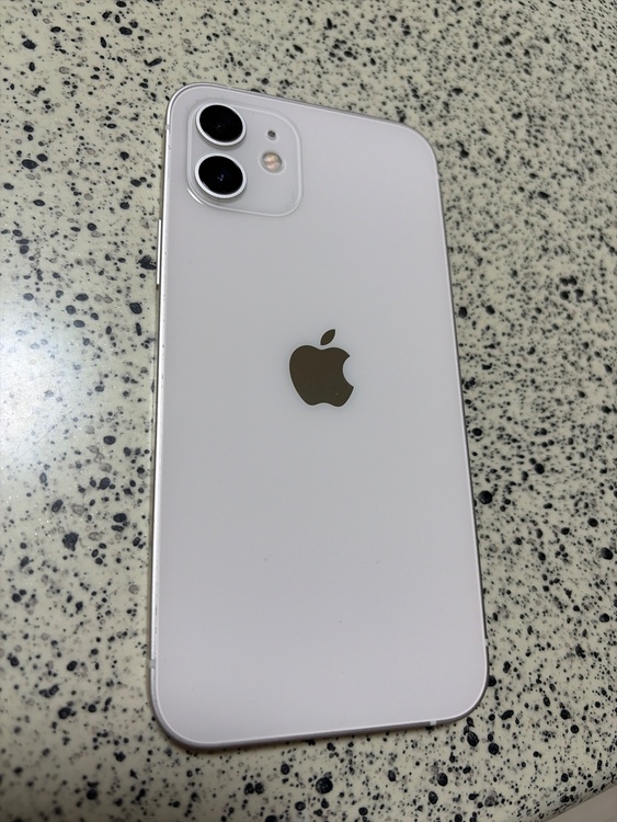 iPhone12（スマホ）の商品画像 - 査定依頼日：2026年2月7日 - 最高査定価格：24,000円