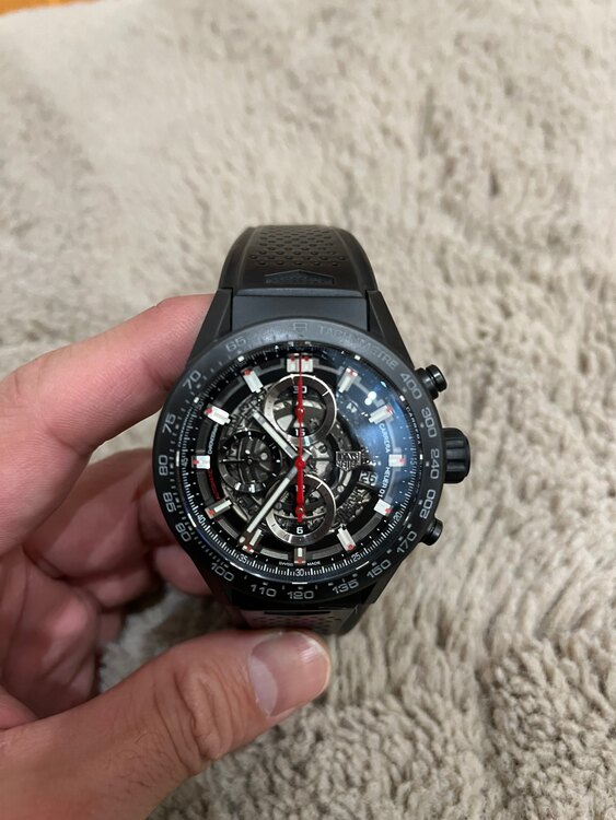 タグホイヤー カレラ 0（高級時計）の商品画像 - 査定依頼日：2025年4月9日 - 最高査定価格：300,000円