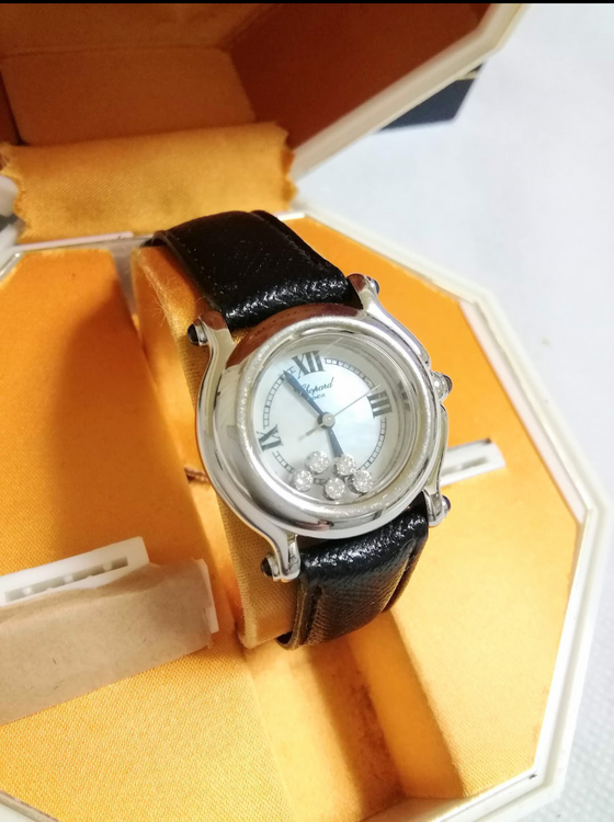 ショパール　ハッピースポーツダイヤモンド（高級時計）の商品画像 - 査定依頼日：2025年3月21日 - 最高査定価格：90,000円