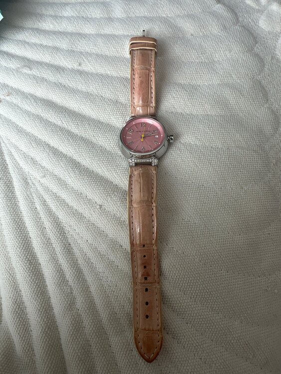 ルイヴィトン タンブール ラグダイヤ ピンクモノグラム（高級時計）の商品画像 - 査定依頼日：2025年2月24日 - 最高査定価格：200,000円