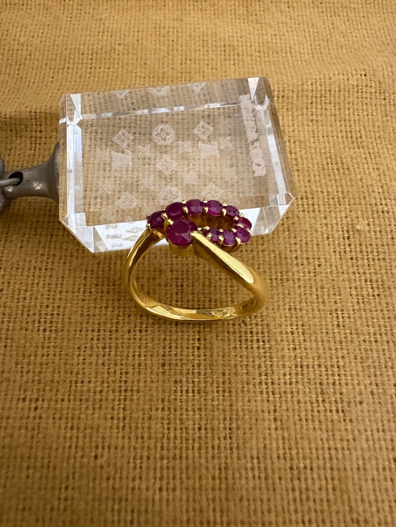 ルビー指輪（宝石）の商品画像 - 査定依頼日：2026年3月24日 - 最高査定価格：170,000円