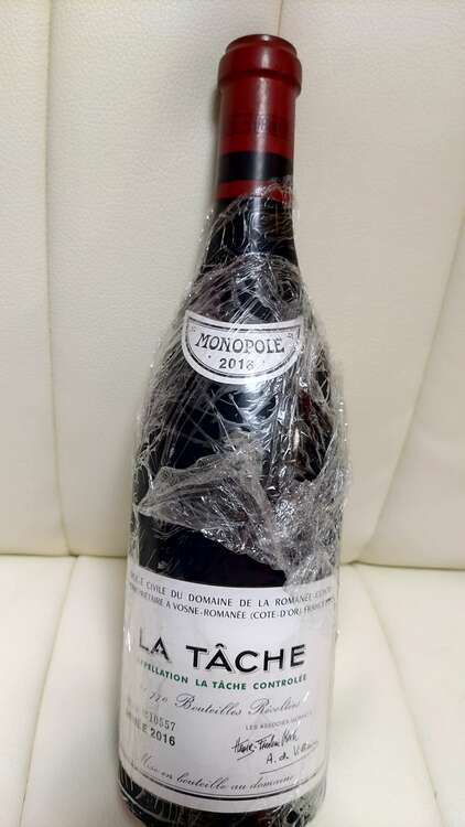 ワイン ラ・ターシュ （お酒）の商品画像 - 査定依頼日：2025年2月1日 - 最高査定価格：670,000円