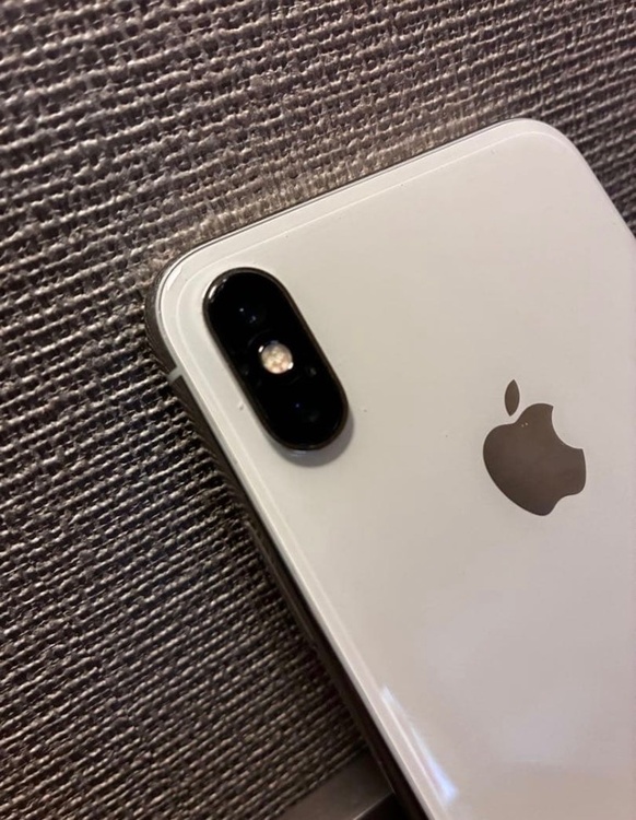 iPhone iPhoneX 256GB SIMフリー（スマホ）の商品画像 - 査定依頼日：2026年7月5日 - 最高査定価格：12,000円