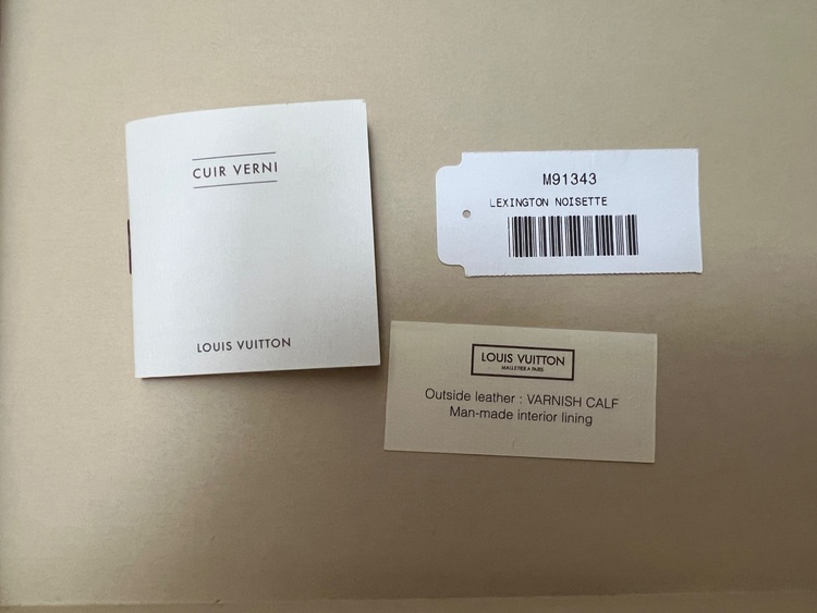 ヴェルニ　レキシントンショルダーバック（ブランドバッグ）の商品画像 - 査定依頼日：2025年10月12日 - 最高査定価格：80,000円