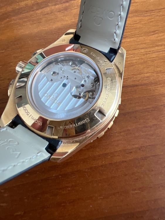 オメガ シーマスター 231-53-44-52-06-00（高級時計）の商品画像 - 査定依頼日：2025年11月8日 - 最高査定価格：2,650,000円