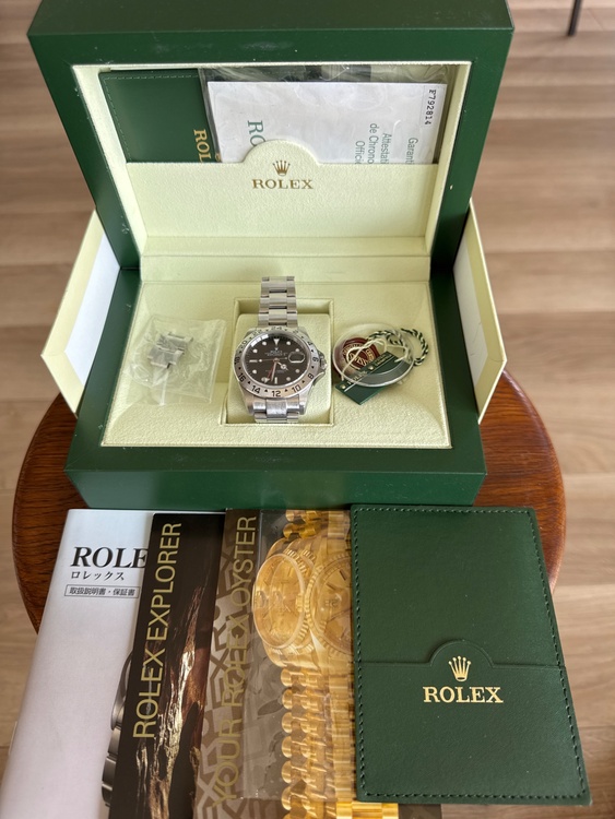 エクスプローラⅡ黒文字盤（高級時計）の商品画像 - 査定依頼日：2026年4月26日 - 最高査定価格：1,300,000円