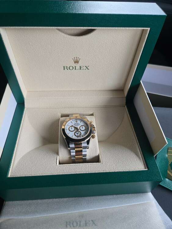 ロレックス デイトナ 126503（高級時計）の商品画像 - 査定依頼日：2025年1月15日 - 最高査定価格：3,650,000円