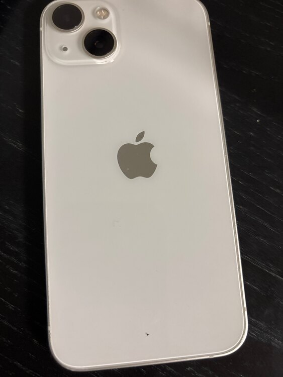 iPhone13（スマホ）の商品画像 - 査定依頼日：2025年1月10日 - 最高査定価格：30,000円