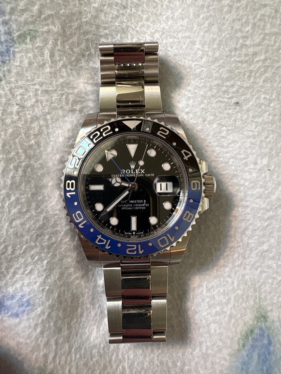 ロレックス GMTマスター 126710blnq（高級時計）の商品画像 - 査定依頼日：2026年2月14日 - 最高査定価格：2,400,000円