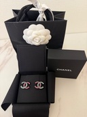 ピアス（古着・ファッション）の商品画像 - 査定依頼日：2025年10月8日 - 最高査定価格：50,000円