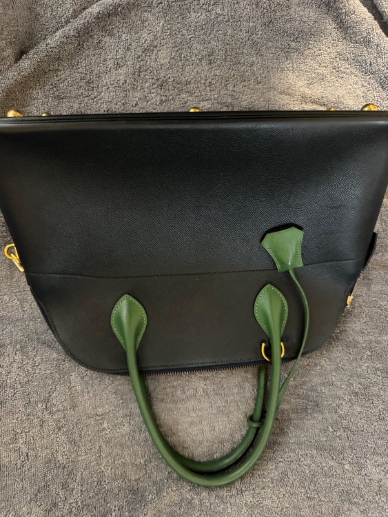 エルメス ボリード （ブランドバッグ）の商品画像 - 査定依頼日：2025年12月22日 - 最高査定価格：500,000円