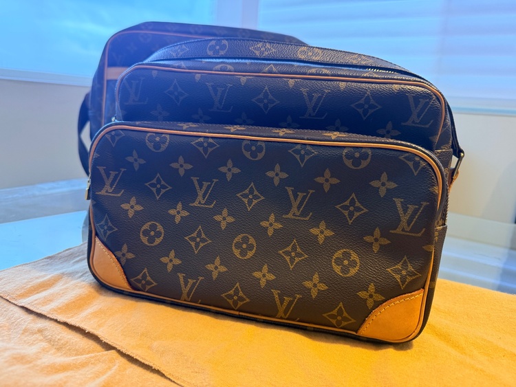 ルイ・ヴィトンのモノグラム ナイル ショルダーバッグ (M45244)（ブランドバッグ）の商品画像 - 査定依頼日：2026年1月7日 - 最高査定価格：100,000円