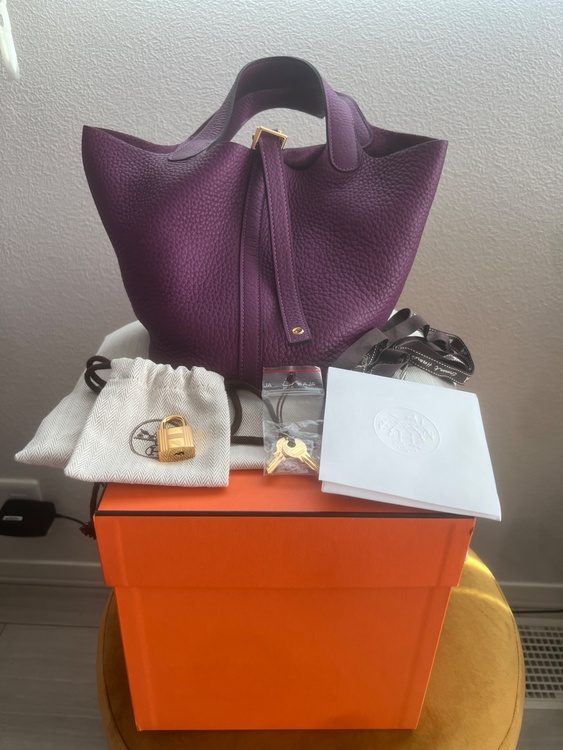 ピコタンpm.Z刻印（ブランドバッグ）の商品画像 - 査定依頼日：2026年3月28日 - 最高査定価格：360,000円