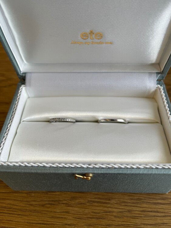 ete プラチナ結婚指輪（金・貴金属）の商品画像 - 査定依頼日：2023年11月18日 - 最高査定価格：10,000円