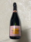 シャンパン ヴーヴ・クリコ （お酒）の商品画像 - 査定依頼日：2025年8月29日 - 最高査定価格：3,000円