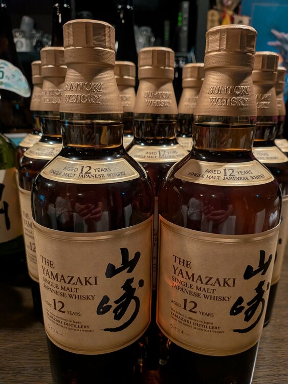 ウイスキー サントリー山崎（お酒）の商品画像 - 査定依頼日：2026年9月26日 - 最高査定価格：100,000円