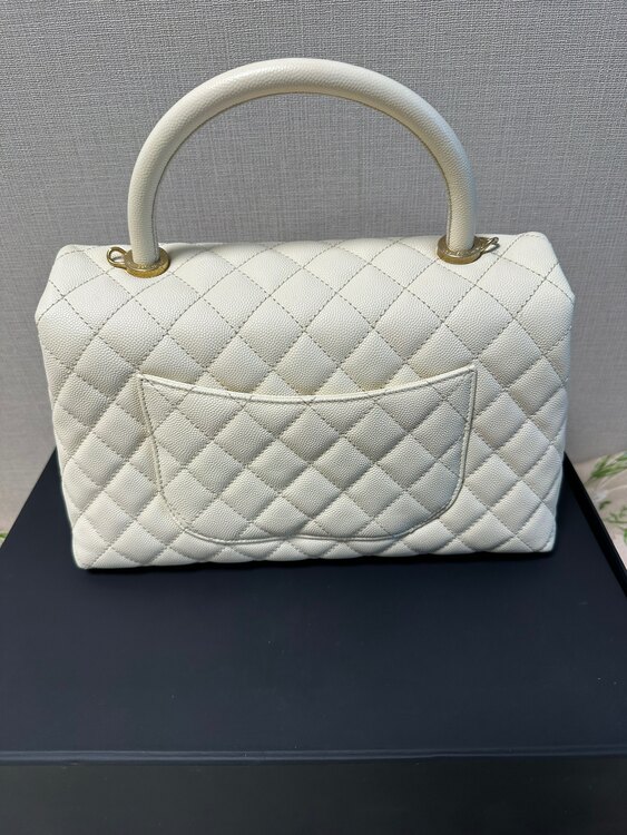 ココハンドル（ブランドバッグ）の商品画像 - 査定依頼日：2025年4月23日 - 最高査定価格：570,000円