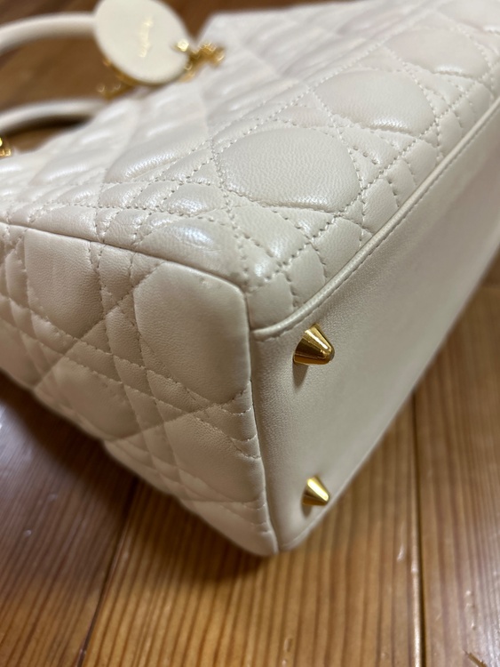 レディディオール（ブランドバッグ）の商品画像 - 査定依頼日：2026年1月19日 - 最高査定価格：200,000円