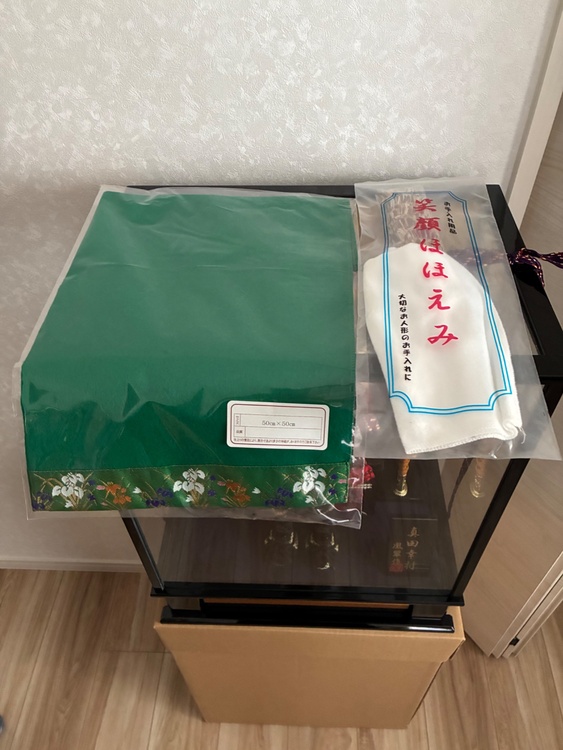 五月人形鎧兜ケース入り真田幸村（美術品・骨董品）の商品画像 - 査定依頼日：2026年4月5日 - 最高査定価格：500円